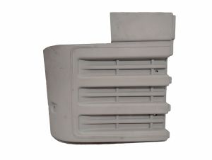 EMBELLECEDOR DELANTERO DERECHO NISSAN ECO-T100