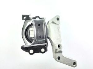 ENGINE MOUNTING