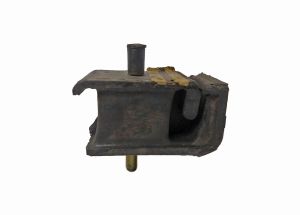 ENGINE MOUNTING