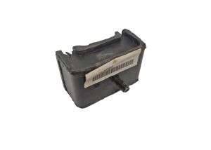 ENGINE MOUNTING