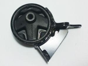 ENGINE MOUNTING RH