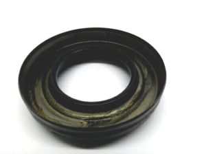 RETEN DIFERENCIAL NISSAN PATHFINDER 05-13