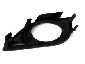 MOLDURA PARAGOLPE DEL IZQ NISSAN VERSA