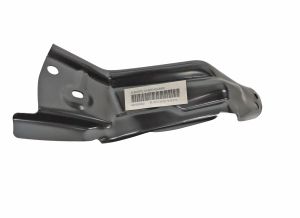 SOPORTE GUARDABARRO DER NISSAN VERSA