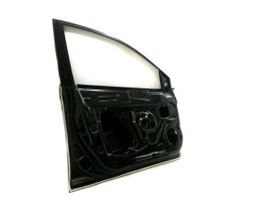 PUERTA DELANTERA DER NISSAN SENTRA 2015+