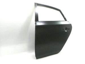 PUERTA TRASERA IZQ NISSAN SENTRA 2015+