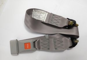 BELT-SET SEAT