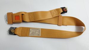 BELT-SET SEAT